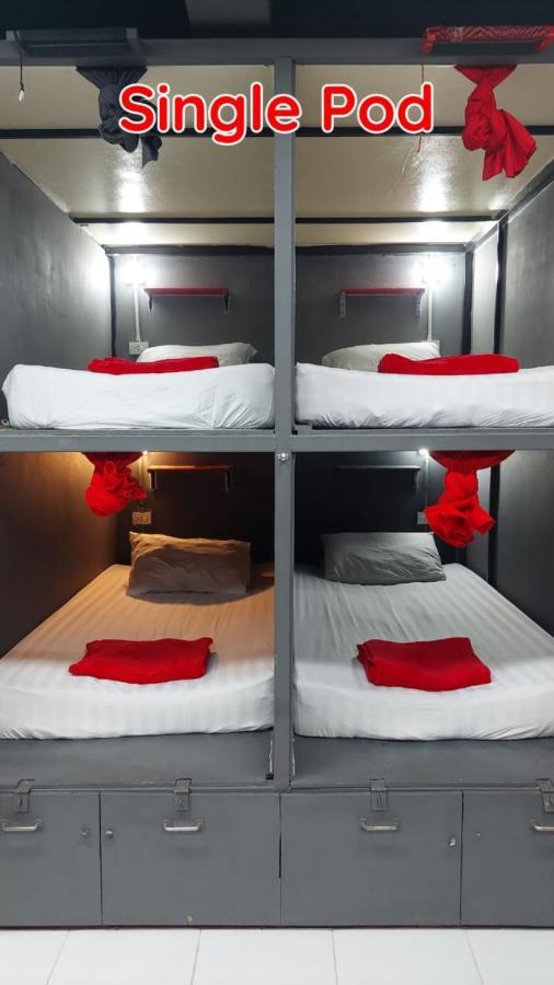 Dormsin Social Vandrerhjem Phi Phi-øyene Eksteriør bilde