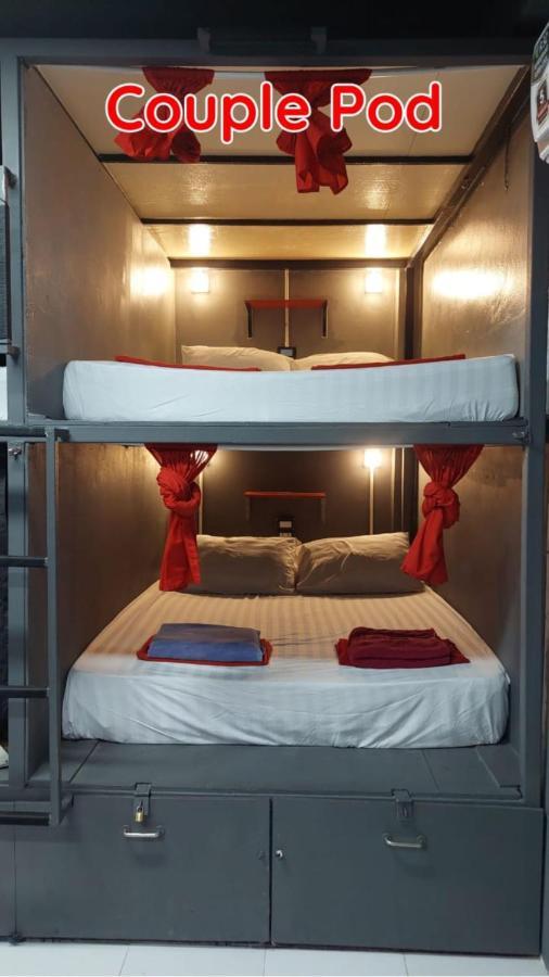 Dormsin Social Vandrerhjem Phi Phi-øyene Eksteriør bilde